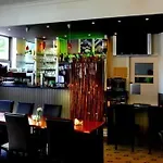 Cecil Hotel