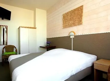 Cecil Hotel De Panne